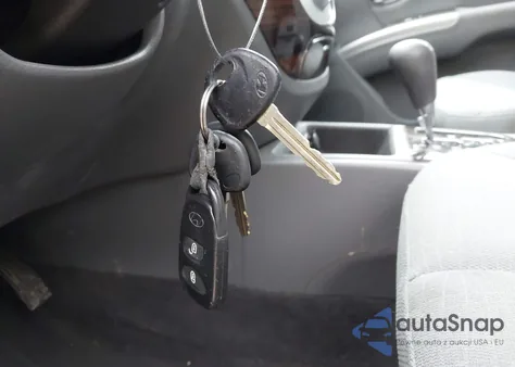 2011 Hyundai Santa Fe Gls z USA, uszkodzony, nr VIN 5XYZGDAB3BG016863